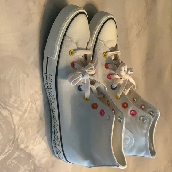 Converse Unisex Chuck Taylor My Story Sneaker Women 11 Men 9 - Picture 4 of 12